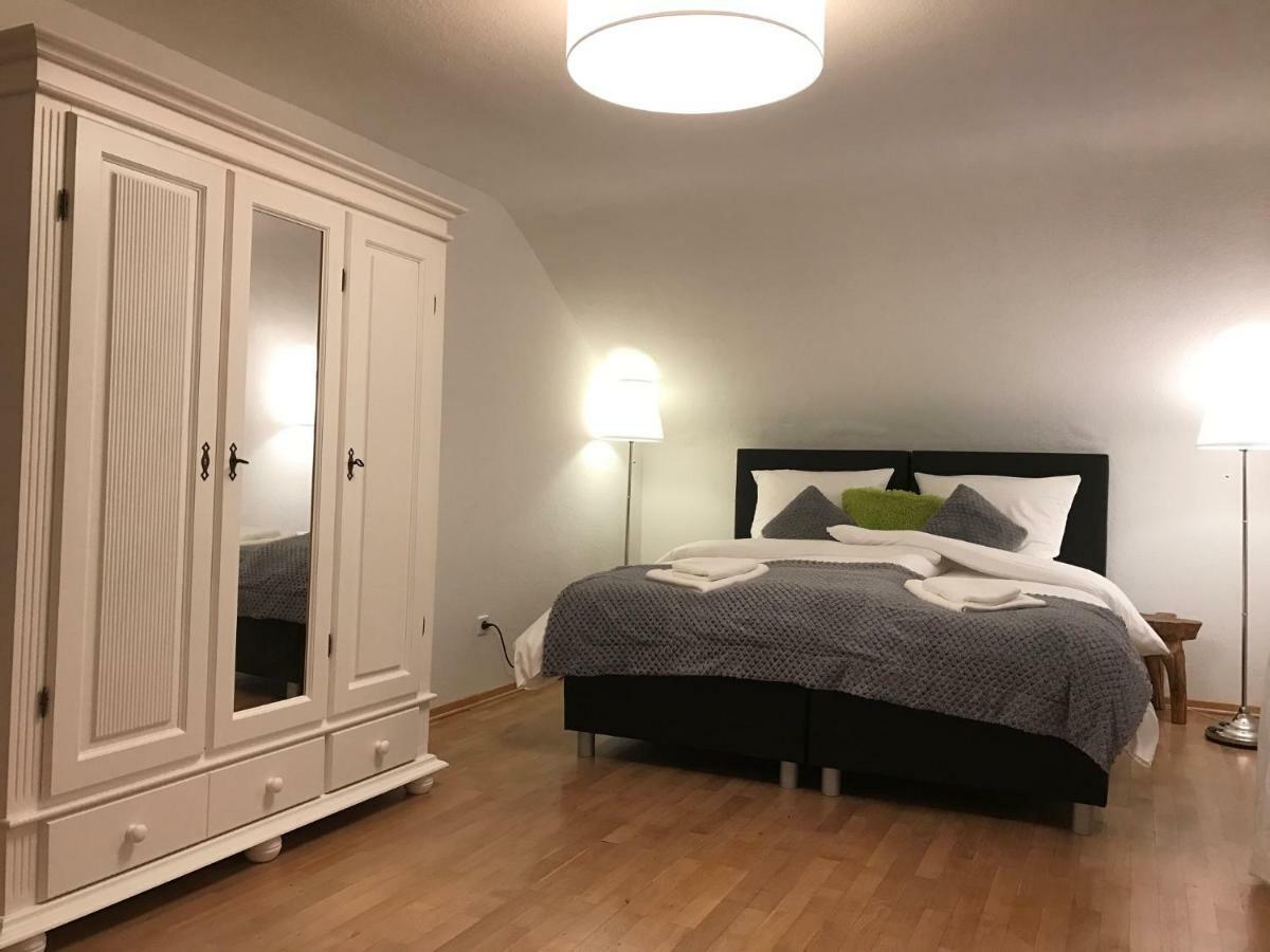 Ferienhaus Vier Jahreszeiten Bad Urach Bagian luar foto